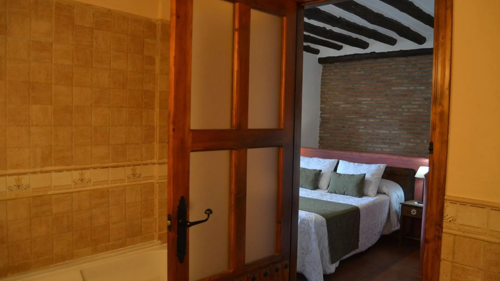 Gemuetliches Ferienhaus Mit Pool Und Garten Válor 0*,  Spanyolország